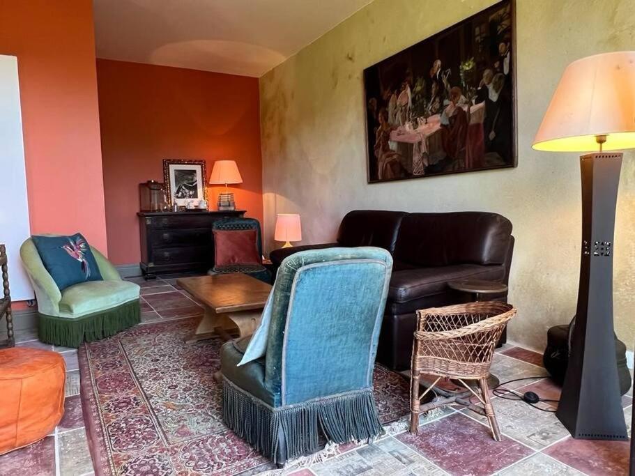 Le Gite De Sissi Lavardin  Экстерьер фото